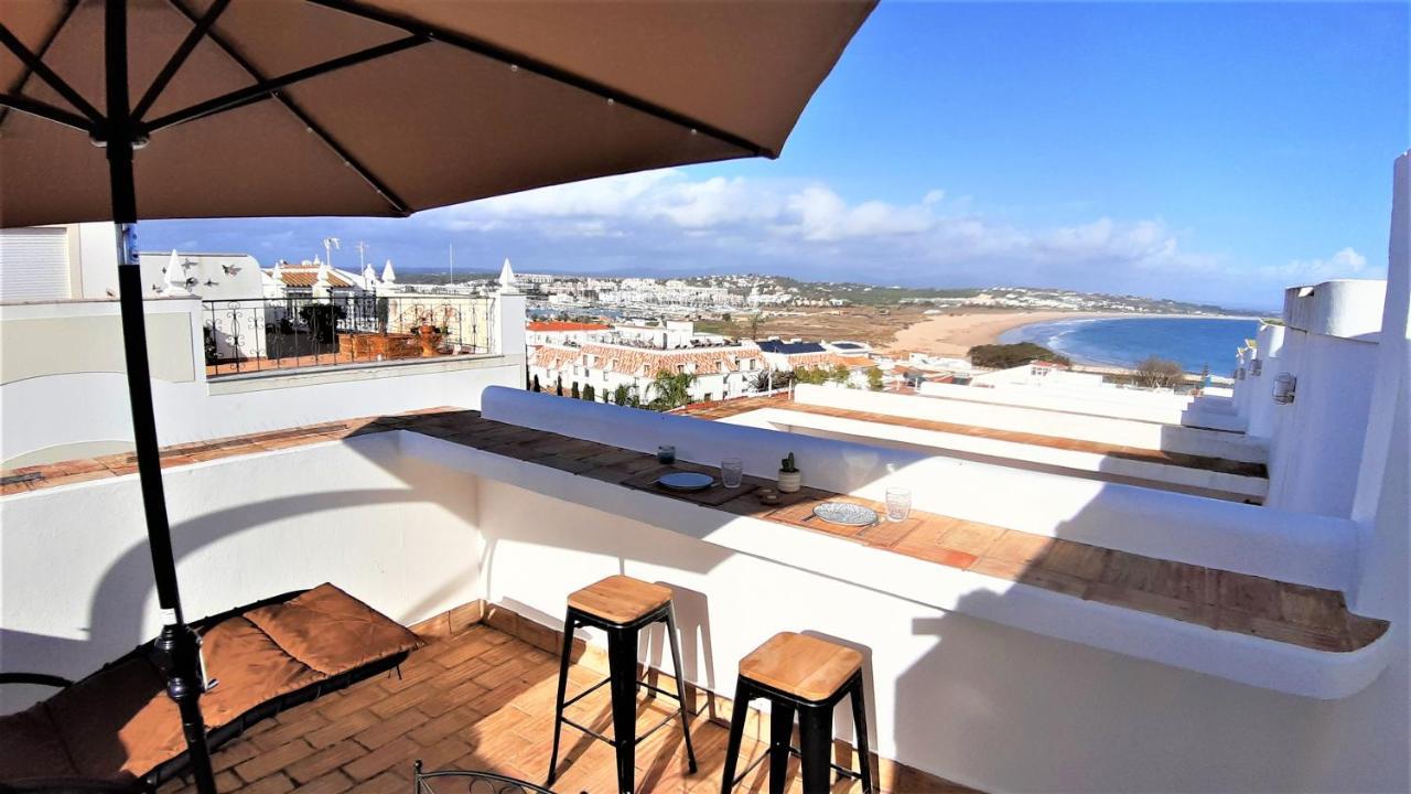 City Walls Rooftop Terrace Duplex @ Citycenter & Beach ลากอส ภายนอก รูปภาพ
