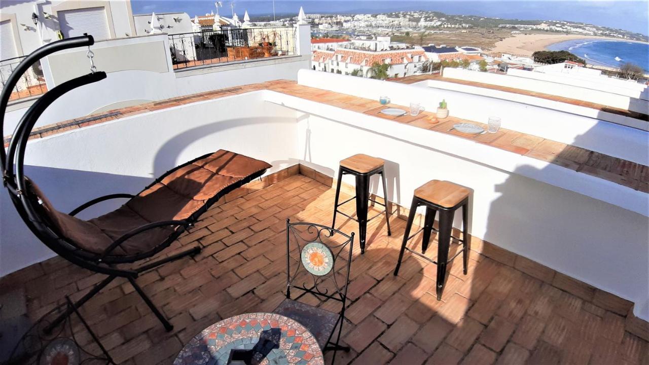 City Walls Rooftop Terrace Duplex @ Citycenter & Beach ลากอส ภายนอก รูปภาพ